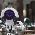 【近未来感】高音質・最新鋭の球体ロボット型ワイヤレススピーカー「Gravastar」襲来！ウェザリングが秀逸　モバイル仕様
