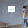 世界初のプロジェクター付きシーリングライト「popIn Aladdin」がラジオアプリ「radiko」に対応