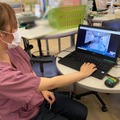 新型コロナ感染症の病棟でアバターロボット(遠隔操作ロボット)活用中　ISO総合研究所が「オムニロボ」の写真を公開