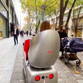 ZMPが一人乗り自動運転ロボット「RakuRo」(ラクロ)の量産タイプを7月発売　公道でも走行可能な電動車椅子として分類