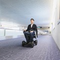【世界初】WHILLが羽田空港に自動運転機能付きパーソナルモビリティの導入を発表　自動運転で搭乗ゲートまで移動　感染症対策にも有効