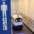 自動運転の警備ロボットが東京メトロの駅構内を自動で消毒する動画をZMPが公開　有楽町線月島駅でパトロの実証実験