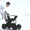 WHILLが近距離モビリティの新製品「WHILL Model C2」発表　乗り心地と操作性が向上　シニア層の外出頻度アップに貢献したい
