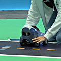 AWSが自動運転のAIロボットカー「DeepRacer」のレースを開催！強化学習の完全自走型レーシングカーの新モデル「Evo」も披露