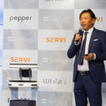 ソフトバンクロボティクスが配膳ロボット「Servi」(サービィ)を公開　デニーズ、とんでん、焼肉きんぐ、コスモポリタン等が導入