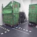 日本ホテル「メズム東京」に最新型リネン搬送ロボット「AISLE」導入　定時に使用済みリネンが入った各階の台車を自動で交換