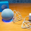 新型エコードットは球状デザインになって音質はどう変わった? 「Echo Dot with clock」(第4世代)速攻レビュー　第2世代「Echo Dot」と聴き比べ