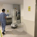 スマートロボティクスの遠隔操作ロボット「テレワークロボット」を殺菌/噴霧/配膳/運搬に応用　ドコモが5Gパートナー提供開始