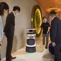 ソフトバンクロボティクスが配膳・運搬ロボット「Servi」(サービィ)を本格販売へ　飲食店など約100ブランドに導入が決定