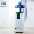 藤田医科大学病院で人型ロボットと自動搬送ロボットの実証実験　除菌/殺菌やコンテナの自律搬送を公開　あいちロボットショーケース