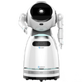 三越伊勢丹が知育玩具売場で会話ロボットを活用　子どもの年齢に合わせた知育商品「ギフトセレクト」を紹介