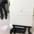 三菱電機「多用途搬送ロボットシステム」とパナソニック「追従型モビリティ」を藤田医科大学病院で実証実験 あいちロボットショーケース