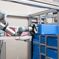 QBITと森トラストの自動搬送ロボット実証実験(2)　協働ロボット「館内の配送・集荷業務の自動化」の未来　デモ動画を公開
