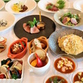 スマートフォンで注文した料理をServiがお届け「ホテル京阪 京橋 グランデ」オーダーバイキングに配膳ロボットを導入