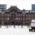 フェデックスが自動配送ロボット「Roxo」を報道向けに公開　アジア太平洋地域の輸送サービスを前進　電動車いす「iBOT」がベース