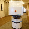無人配送ロボットで宿泊療養施設の食事配送やゴミ回収業務を全自動化