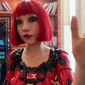 【動画】中国で「World Robot Conference 2021」開催 女性型アンドロイド、トイレや入浴の自動化介護ロボットなど多数展示