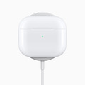 Appleが第3世代「AirPods」を発表　新しいデザイン/バッテリー駆動時間/空間オーディオ/耐汗耐水　従来モデルは値下げ