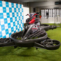 空飛ぶバイク「XTURISMO」ついに発売　実用型ホバーバイクが活用されるシーンとは? 操縦免許は? 未来のエアモビリティ社会へ