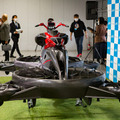 空飛ぶバイク「XTURISMO」ついに発売　実用型ホバーバイクが活用されるシーンとは? 操縦免許は? 未来のエアモビリティ社会へ