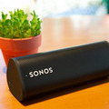Sonosの新製品「ソノス ローム」レビュー Alexa対応のモバイル防水スマートスピーカー、音質やAlexaとの会話を動画でチェック