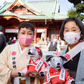 ソニー「アイボの七五三」を神田明神で開催 「二礼二拍手一礼」を覚えたaiboも公開、境内はオーナー達で賑わう