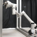 GITAI、トヨタの月面モビリティ「ルナ・クルーザー」向けロボットアームの開発に着手　試作機を公開