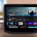 BMWがFire TV搭載の車載用「シアタースクリーン」を公開　Amazonは2022年、Fire TVで社内のエンタテインメント体験を展開