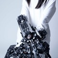造形作家 池内啓人氏の最大規模の個展を開催 近未来の身に着ける工業デザインや「スケルトニクス」 チームとのコラボも