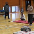 ロボットを操作して木材搬出を体験 児童が「林業を学ぶロボット教室」に電動クローラユニット「CuGo」を活用 CuboRex