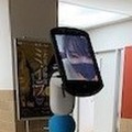 病気で外出できない子供達が遠隔操作ロボット「newme」で博物館を鑑賞 恐竜博士が国立科学博物館を案内