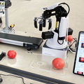 トマト農場でスマート農業支援ロボットの実証実験　自動搬送ロボット/パワーアシストスーツ/トマト検品＆自動仕分けAIロボットが参加