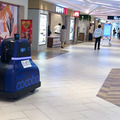 レストランやショッピング街に多数の「自律移動ロボット」登場　配膳/警備/サイネージ/清掃/案内の自動化最前線　大名古屋ビルヂング