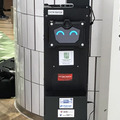 レストランやショッピング街に多数の「自律移動ロボット」登場　配膳/警備/サイネージ/清掃/案内の自動化最前線　大名古屋ビルヂング