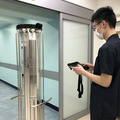 スマートロボティクス 自律走行が可能な殺菌灯搭載ロボット「SR-UVC」モデルCを販売開始 人を検知すると照射を停止