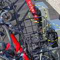 キックボードと電動自転車共通の『ハイブリット充電システム』大阪・関西万博の実証実験用パーソナルモビリティに搭載