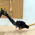 ロボットの手の感覚を操作者が体感できるロボット操作システム「V-Sido Bilateral」をアスラテックが発表　力覚フィードバック