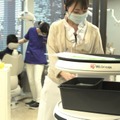 配膳・運搬ロボット「Servi アイリスエディション」山口歯科クリニックで本格稼働 患者のカルテや治療器具などを運搬