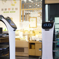 PUDOのネコ型配膳ロボット「BellaBot」全国チェーンレストラン「しゃぶ葉」ほぼ全店舗で導入完了 2022年末までに合計3000店舗で配備予定