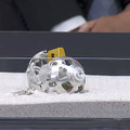 月に行く超小型の変形型月面ロボット「SORA-Q」初公開　子ども達と宇宙への夢を繋げたい　「SORA-Q」製品モデルも発売予告