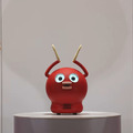 コミカルな拍手ロボット「ビッグクラッピー」にベイビー誕生!?「ベイビークラッピー」の発売を動画で予告