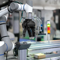 三機が高機能・安全・低コストの自己学習型協働ロボット「DOBOT CRシリーズ」を取扱い開始