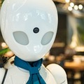 分身ロボットカフェ 新型「OriHime-D X01」にアスラテックのロボット操作システム「V-Sido Bilateral」採用　ボディランゲージが可能に