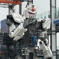 18mの「動く実物大ガンダム」を小学生が遠隔操作！巨大ロボットを動かす体験に笑顔と歓喜　GFY「ガンダムの仕組みを学ぶ教育プログラム」