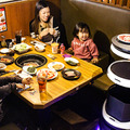 コロナ禍で大打撃の外食産業　配膳ロボット市場は縮小か拡大か? 外食産業特有の課題と実際　ソフトバンクロボティクスに聞く