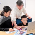 英語授業をAIロボット「Kebbi Air」がサポート　ネイティブな発音による「会話」「聞き取り」「動画再生」機能が充実　シジスカイ