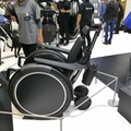 トヨタ、階段も登れる「自由」な電動車椅子「JUU」を国際福祉機器展2022で公開　車載部品活用で高信頼性とコストメリットを実現
