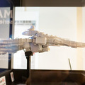 「超時空要塞マクロス展」レポート　全長70cmマクロス戦艦からロボットへ変形デモ写真を公開、合計4,600回トラブルなし！2023年春に横浜で公開