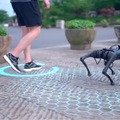 近未来ペットと一緒に過ごそう!散歩についてくるロボット犬「GeeDog Pro」ガジェットストアで販売開始 その特徴と価格は