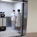 屋内配送向けサービスロボットによる病院内実証実験 フェーズ3はエレベータの連携を含む配送業務の自動化 藤田医大で開始